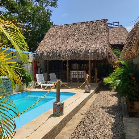 El Leon Feliz Palomino Hotel Kültér fotó