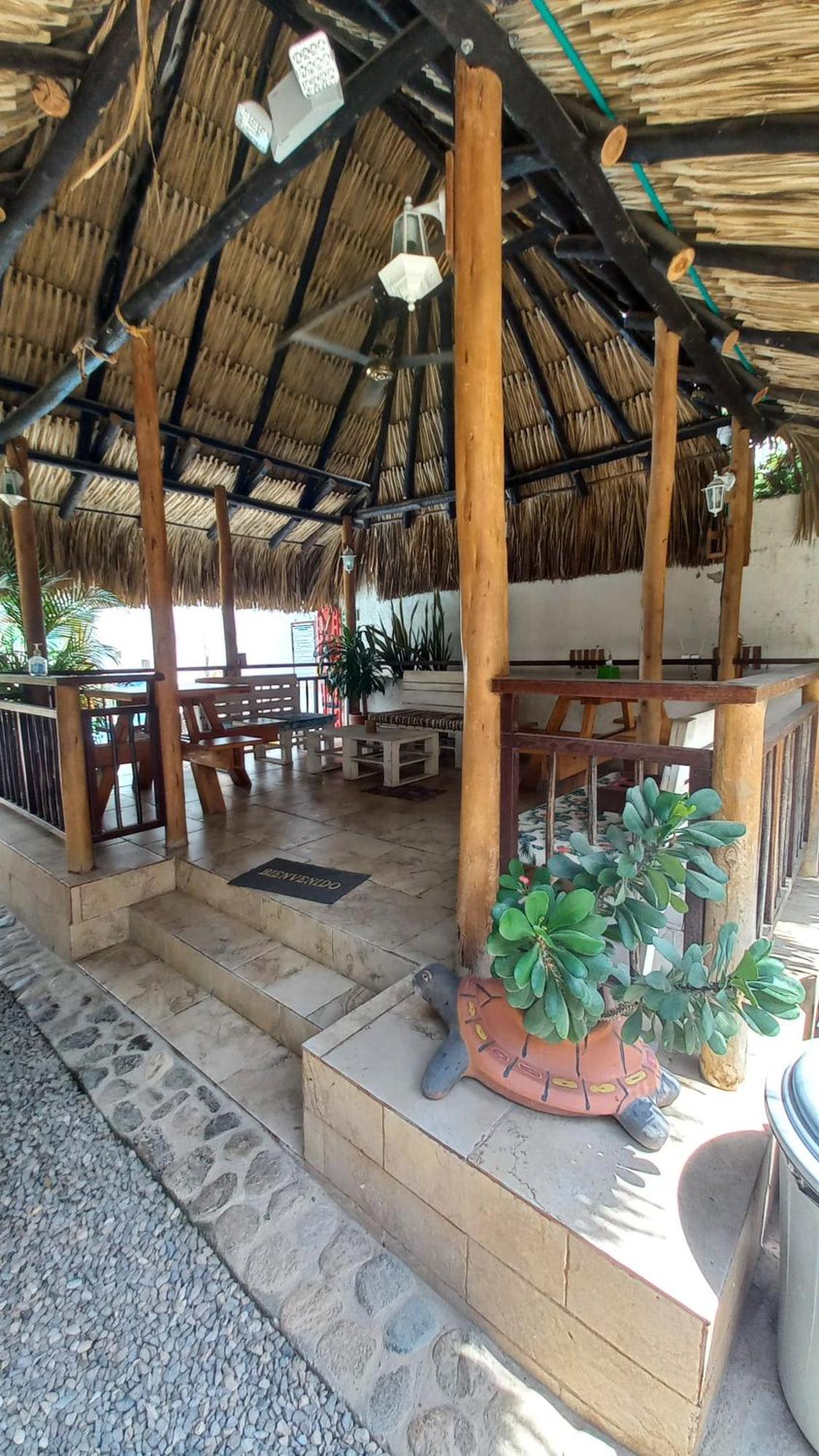 El Leon Feliz Palomino Hotel Kültér fotó